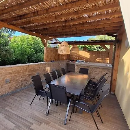 Villa House Amarilla With Private Pool Krk Town