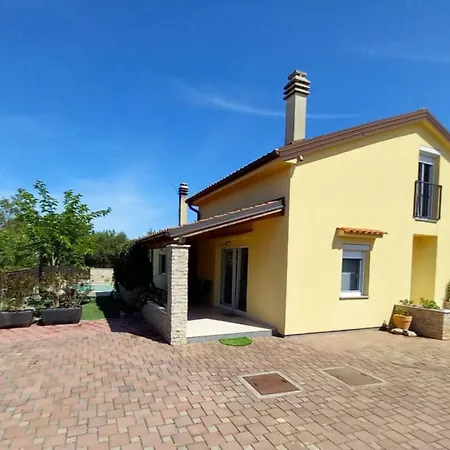 House Amarilla With Private Pool * Krk Town
