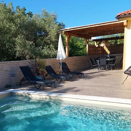 Villa House Amarilla With Private Pool Krk Town