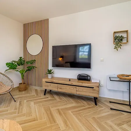 House Amarilla With Private Pool * Krk Town