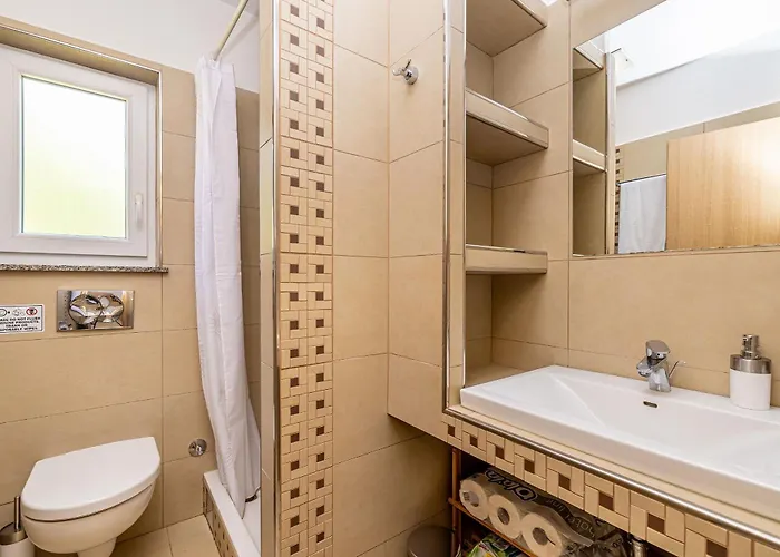 House Amarilla With Private Pool *