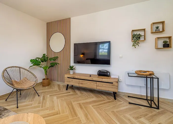 House Amarilla With Private Pool * Linardići