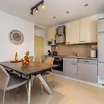 House Amarilla With Private Pool * Linardići