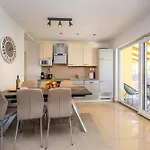 Villa House Amarilla With Private Pool *